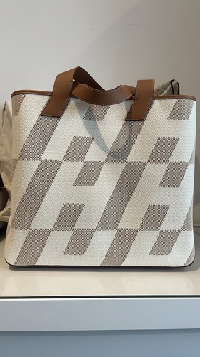 Hermes bias 40 brown - en,